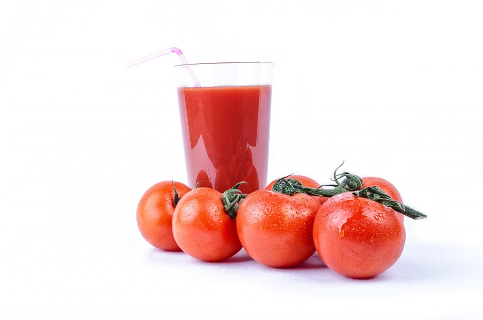 トマトジュース　リコピン